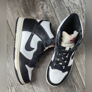 Nike Dunk High in the "Vintage Black" Preschool HighTop Sneakers